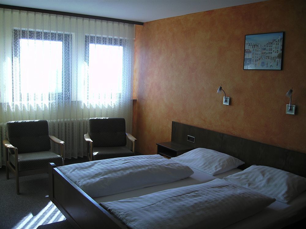 Gasthof Hotel Zum Ross Wertheim Exterior foto